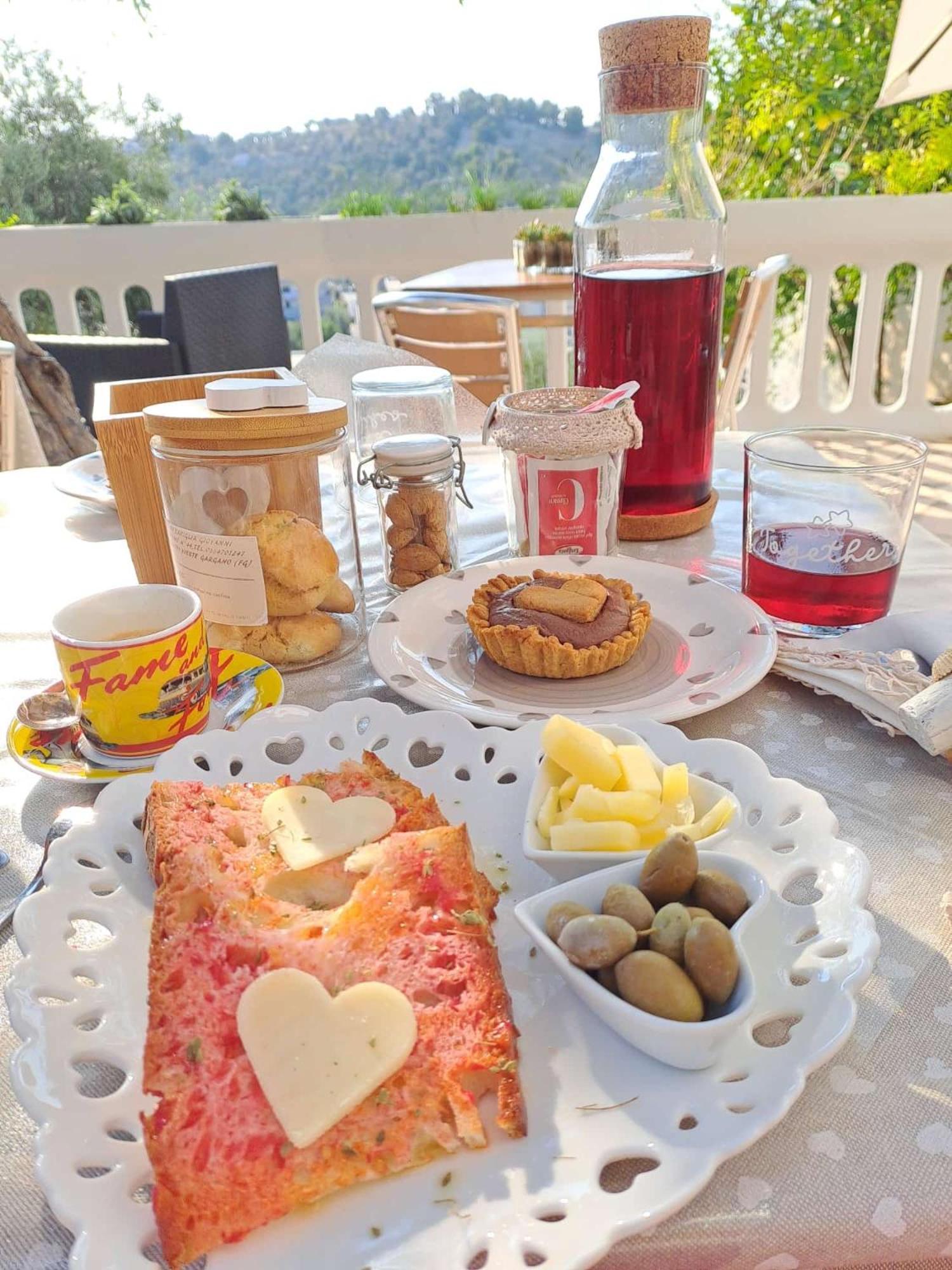 B&B Il Giardino Stellato Vieste Bagian luar foto